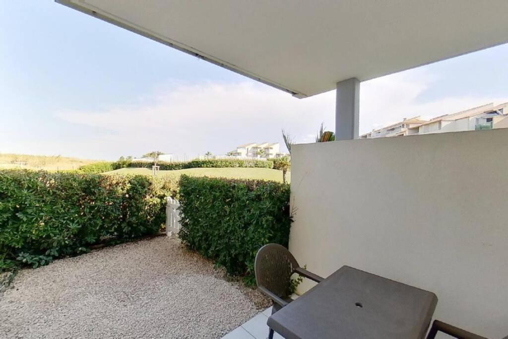 Les Goelettes - Appartement En Rdc Avec Acces Direct A La Plage Saint-Cyprien Kültér fotó