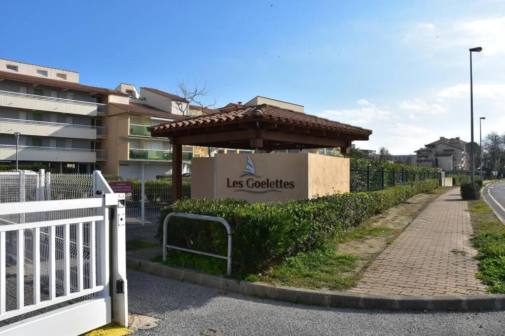 Les Goelettes - Appartement En Rdc Avec Acces Direct A La Plage Saint-Cyprien Kültér fotó